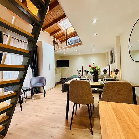 Moondayhomes - Toplocation I 4persons I Gallery Maisonette Boutique Pera Frankfurt am Main