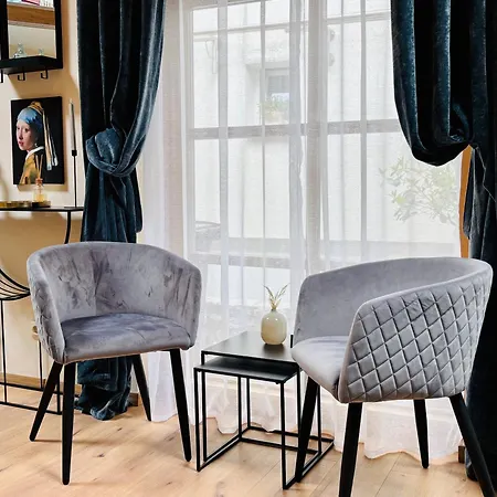 Moondayhomes - Toplocation I 4persons I Gallery Maisonette Boutique Pera * Frankfurt am Main