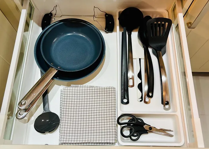 Moondayhomes - Toplocation I 4persons I Gallery Maisonette Boutique Pera Apartament