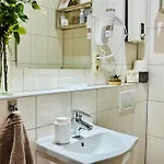 Moondayhomes - Toplocation I 4persons I Gallery Maisonette Boutique Pera 아파트 *