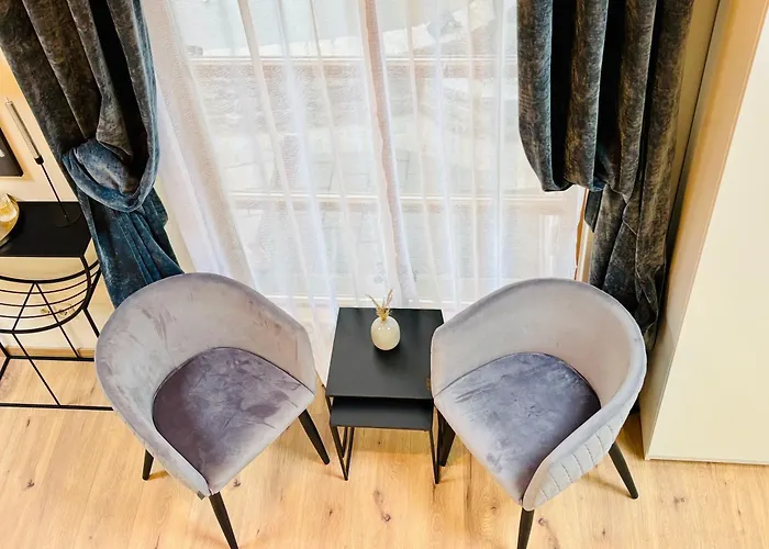 Moondayhomes - Toplocation I 4persons I Gallery Maisonette Boutique Pera *