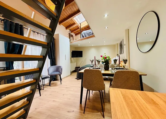 Moondayhomes - Toplocation I 4persons I Gallery Maisonette Boutique Pera Frankfurt am Main