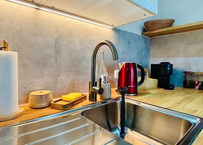 Moondayhomes - Toplocation I 4persons I Gallery Maisonette Boutique Pera Apartment